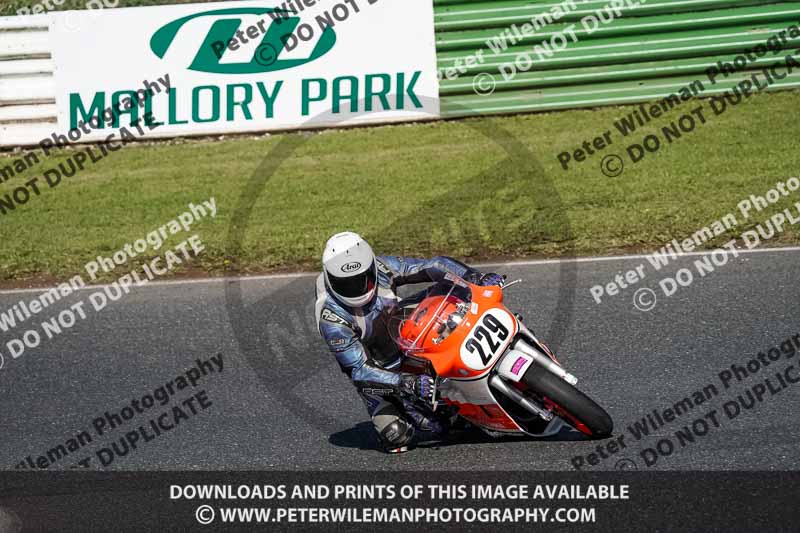 enduro digital images;event digital images;eventdigitalimages;mallory park;mallory park photographs;mallory park trackday;mallory park trackday photographs;no limits trackdays;peter wileman photography;racing digital images;trackday digital images;trackday photos